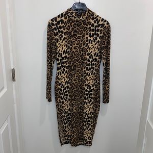 Midi long sleeve leopard print, mock turtleneck, bodycon dress with split.